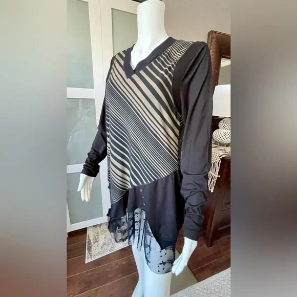 Dolcezza Tunic - Picture 6 of 15